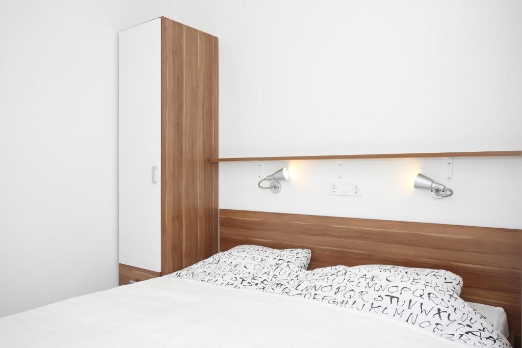 Apartments Vila Moli Бибинє Номер фото