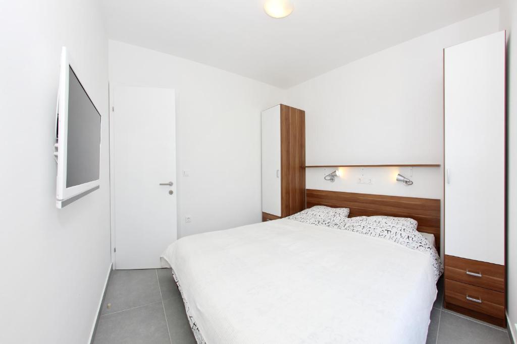Apartments Vila Moli Бибинє Номер фото