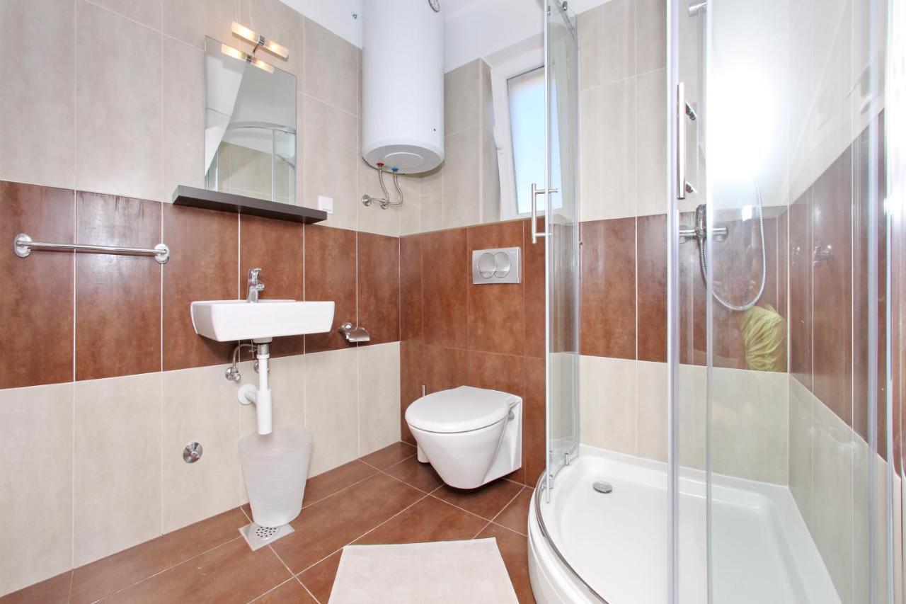 Apartments Vila Moli Бибинє Номер фото