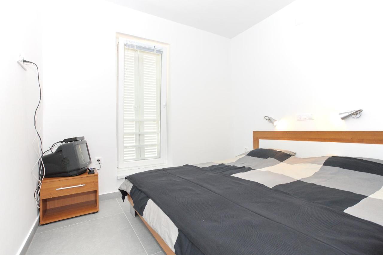 Apartments Vila Moli Бибинє Номер фото
